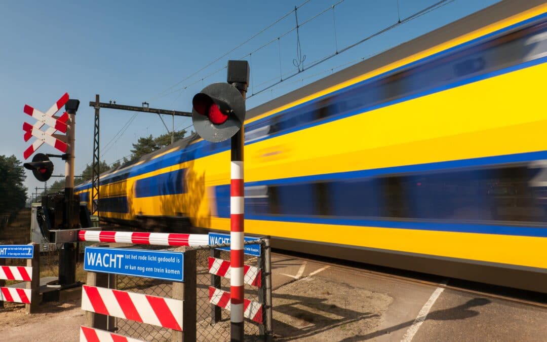 Matrixborden bij overweg Winsum: middel en kwaal